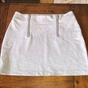 Light gray suede double zip skirt